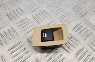 BMW 3 Series F30/F31 (2011-2020) Vypínač pravého predného dverového okna 9241648 33488901