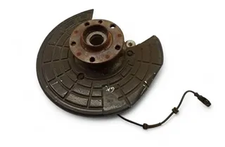 MASERATI Levante 1 generation (2016-2024) Zadný ľavý náboj kolesa 06700372390 33489655