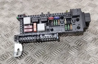 MERCEDES-BENZ CLS-Class C218/X218 (2011-2017) Блок предохранителей 016706581A 23083449