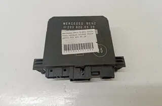 MERCEDES-BENZ C-Class W203/S203/CL203 (2000-2008) Блок управления дверей передние  правые 2038206526 33130664