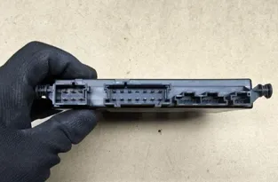 MERCEDES-BENZ C-Class W204/S204/C204 (2004-2015) Другие блоки управления 33118571