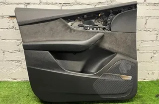 AUDI Q7 4M (2015-2024) Обшивка передней левой двери 33921582