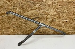 BMW 5 Series G30/G31 (2016-2023) Držiak nádrže na palivo 7468281 33141256