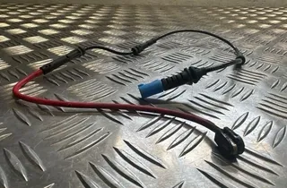 BMW 3 Series G20/G21/G28 (2018-2024) Pravý predný senzor ABS 6870349 33147552