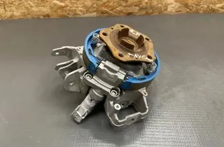 PORSCHE Taycan 1 generation (2019-2023) Zadný ľavý náboj kolesa 971505435 33163030