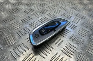 VOLVO XC60 2 generation (2017-2024) Другие внутренние детали 31457642 33165891