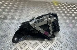 MERCEDES-BENZ C-Class W205/S205/C205 (2014-2023) Poistková skrinka M99790,0788,191104,A2135404778 34257569