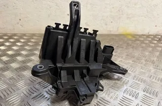 MERCEDES-BENZ C-Class W205/S205/C205 (2014-2023) Poistková skrinka A2055402250 34257802