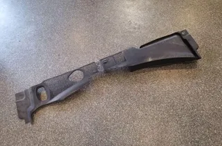 AUDI A4 B5/8D (1994-2001) Predný stierač lišta 8K1819447 33852196