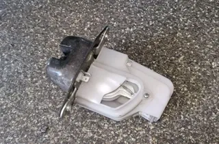 HONDA CR-V 5 generation (2016-2023) Замок крышки багажника EUK9361120A 33854706