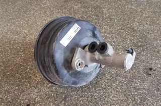 AUDI A8 D2/4D (1994-2002) Brzdový posilňovač 4D0612105E 33856992