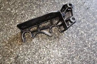 MERCEDES-BENZ C-Class W203/S203/CL203 (2000-2008) Zadný držiak motora A6460940641 33857373