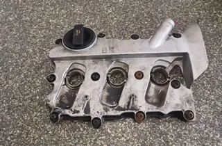 AUDI A6 C6/4F (2004-2011) Крышка клапана 06E103471G 33857751