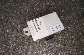 AUDI A8 D2/4D (1994-2002) Iné riadiace jednotky 8D0953234 33858022