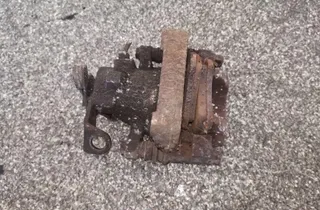 CITROËN C3 Picasso 1 generation (2008-2016) Ľavý zadný brzdový strmeň 33858064