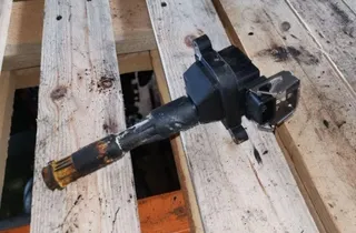 BMW 5 Series E39 (1995-2004) Vysokonapäťová zapalovacia cievka 0221504004 33864169