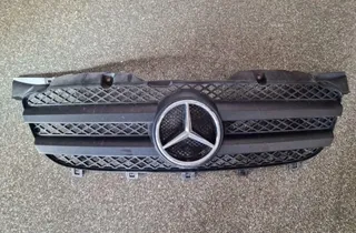 MERCEDES-BENZ Sprinter 2 generation (906) (2006-2018) Predný horný mriežka 33867511