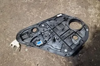 HYUNDAI i40 VF (1 generation) (2011-2020) Regulátor okna pravých zadných dverí 33867817