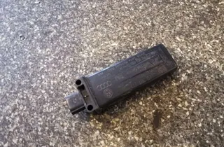 AUDI A8 D2/4D (1994-2002) Iné riadiace jednotky 4E0907277 33871543