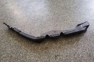 SKODA Octavia 2 generation (2004-2013) Front Right Bumper Bracket 1Z0807184 33872343