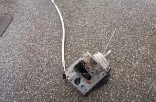 AUDI A4 B6/8E (2000-2005) Замок двери передний правый 33874448