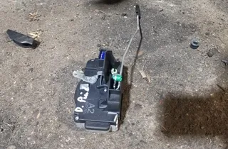 SAAB 9-5 1 generation (1997-2010) Pravý predný dverový zámok 4855185 33875230