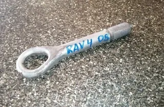 TOYOTA RAV4 5 generation (XA50) (2018-2024) Буксировочный крюк 33882757