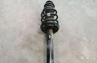 OPEL Cascada 1 generation (2013-2020) Pravý predný tlmič nárazov 33968390