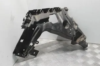 VOLVO XC40 1 generation (2017-2024) Pravý zadný držiak nárazníka 32227485 28408320