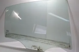 OPEL Vectra C (2002-2005) Pravé zadné dvere okenné sklo 28424792