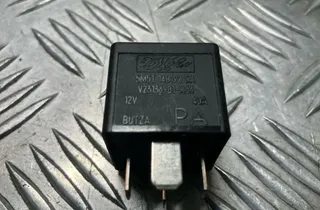 LAND ROVER Range Rover Sport 1 generation (2005-2013) Relays 5M5T14B192CA,V23136B1X66 33565971