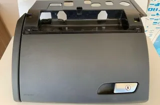 AUDI A6 C6/4F (2004-2011) Rukavice Box 4G1880302A 33770152