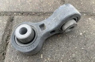 AUDI Q5 8R (2008-2017) Ľavý zadný stabilizátor 8K0505465E 33773569