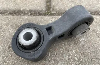 AUDI A8 D2/4D (1994-2002) Ľavý zadný stabilizátor 8K0505465G 33775580