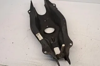 MERCEDES-BENZ C-Class W204/S204/C204 (2004-2015) Pravé zadné rameno trojhranného ramena A2053521900 34240611