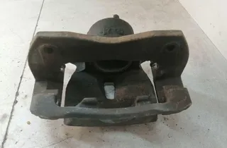 TOYOTA Prius 4 generation (XW50) (2015-2023) Ľavý predný brzdový strmeň 6328 34232348