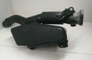 TOYOTA Prius 3 generation (XW30) (2009-2015) Sania rezonátor 1775037010 34229402