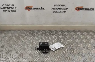 BMW X3 G01 (2017-2024) Coolant fan relay 9198302 31596120