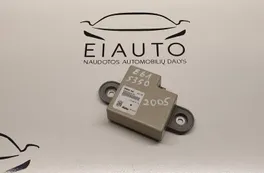 BMW 5 Series E60/E61 (2003-2010) Zosilňovač antény na kufri 6935024,21367510 33955041