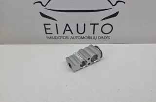 TOYOTA Yaris Cross 1 generation (2020-2023) Expanzný ventil klimatizácie CZ4475006760 33948509