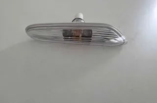 BMW X3 F25 (2010-2017) Ľavý predný blatníkový smerový svetlomet 34006324