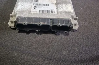 RENAULT Master 3 generation (2010-2023) Riadiaca jednotka motora 8200511483 34030894