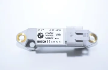 BMW X5 E53 (1999-2006) Pravý predný senzor nárazu 0285002064,6911038 2998542