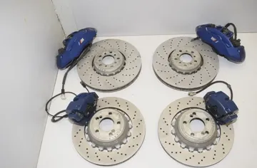 BMW X6 M F86 (2014-2020) Brzdový systém Kit strmeň & disky 2284901,34112284901,2284902,34112284902,7852967,34117852967,7852968,34117852968,2284903,34212284903,2284904,34212284904,7847227,34217847227,7847228,34217847228,7847226,34217847226 34294930