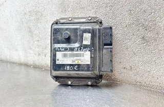 OPEL Astra J (2009-2020) Riadiaca jednotka motora 55577647 34469297