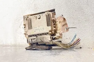 OPEL Astra H (2004-2014) Riadiaca jednotka motora 0281011943 34477669