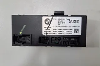 BMW X5 G05/G18 (2018-2024) Ovládacia jednotka krytu batožinového priestoru 5B529E4,5A92312,5A74B10 31440127