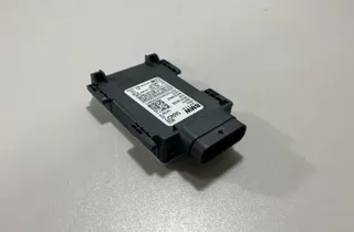 BMW X5 G05/G18 (2018-2024) Модуль управления слепым пятном 5A84CF7,5A7A559,5A6DB55,5A52AC7,5A495A3,5A340C0,5A2B4D7,5A1BCD8,5A0CDA7,7915643 33142254