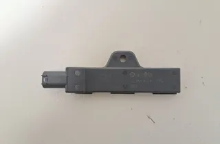 BMW X4 G02 (2018-2024) Антенна бесключевого доступа 6832066 33508324