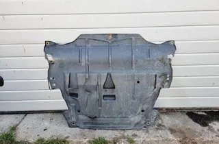VOLVO V70 2 generation (2000-2008) Engine Cover 34036068